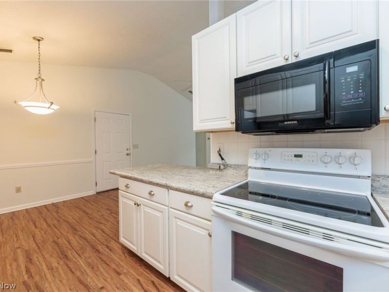 2735 Shakespeare Lane, Avon, OH 44011 Photo 18