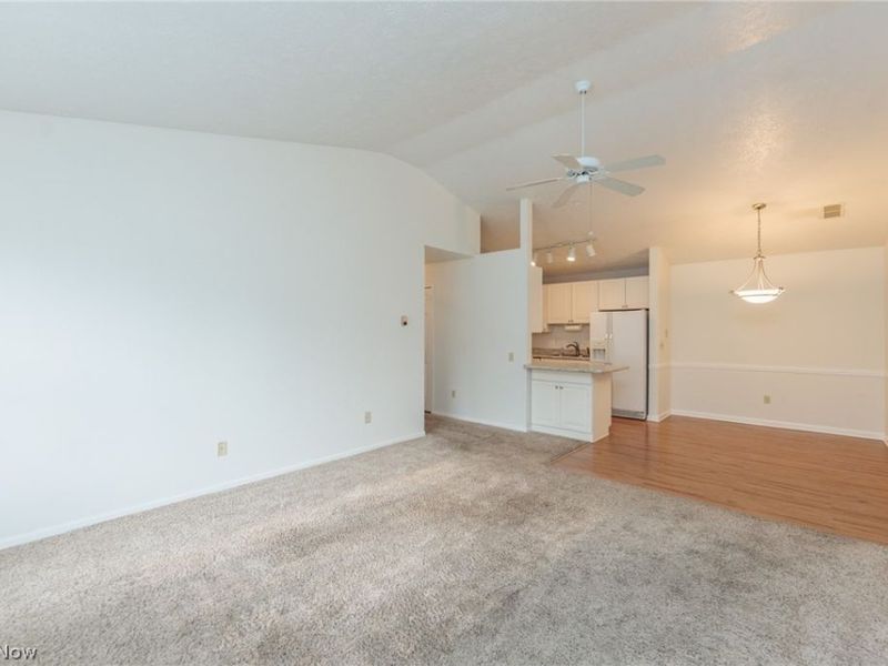 2735 Shakespeare Lane, Avon, OH 44011 Photo 9