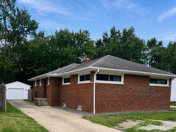 24989 Hall Drive, Westlake, OH 44145