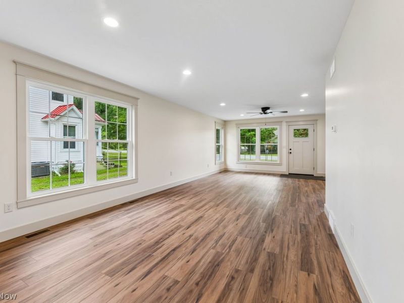 8467 Main Street, Kinsman, OH 44428 Photo 7