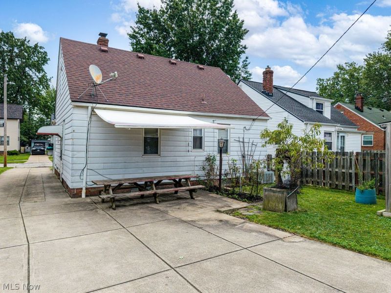 4330 W 138th Street, Cleveland, OH 44135 Photo 3