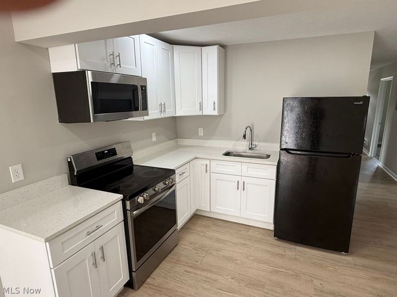 6291 Lake Avenue, Elyria, OH 44035 Photo 8