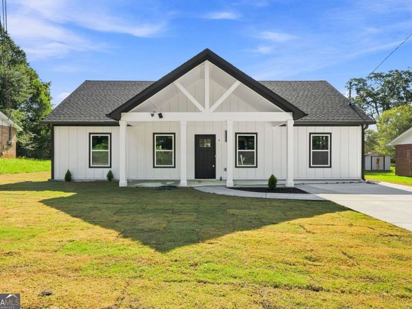 4 N Annie St, Newnan, GA 30263