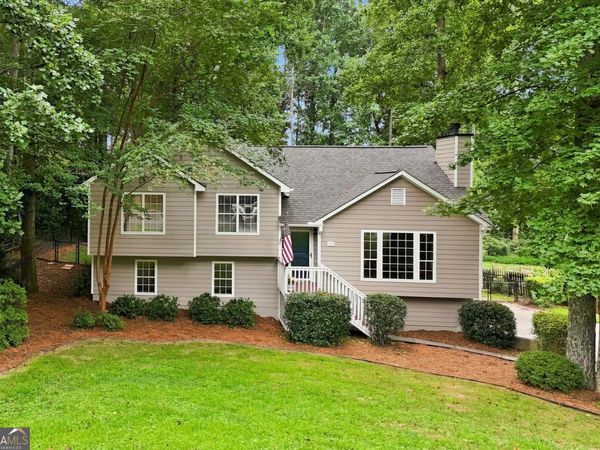 13 Finch Court SE, Acworth, GA 30102