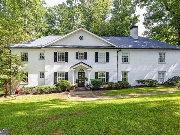 1135 Peachtree Battle Avenue NW, Atlanta, GA 30327