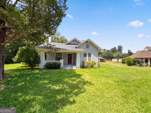 355 Pecan Street SE, Dawson, GA 39842