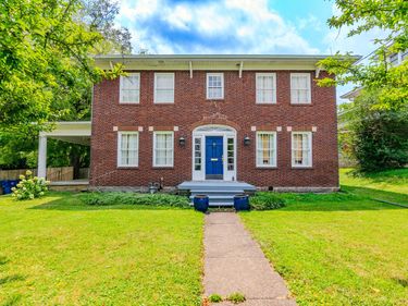 224 W Hickman Street, Winchester, KY 40391
