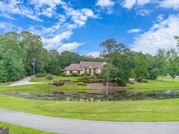1601 Broadnax Mill Road, Loganville, GA 30052