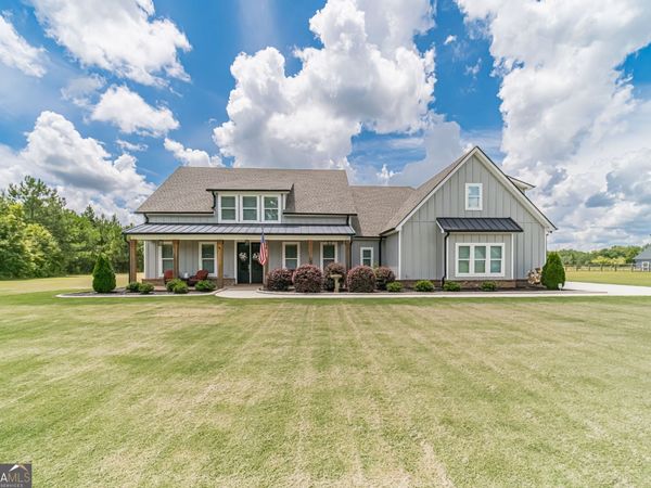 302 Savannah Drive, Mansfield, GA 30055