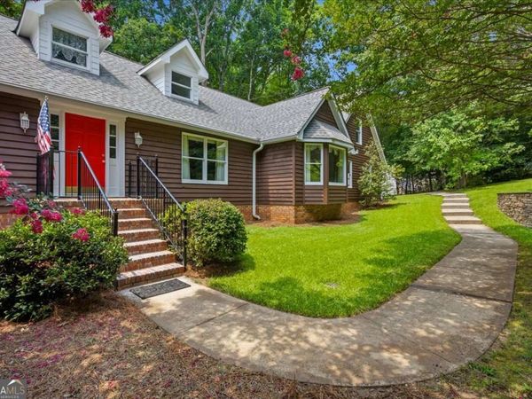 1244 Timberland Drive SE, Marietta, GA 30067