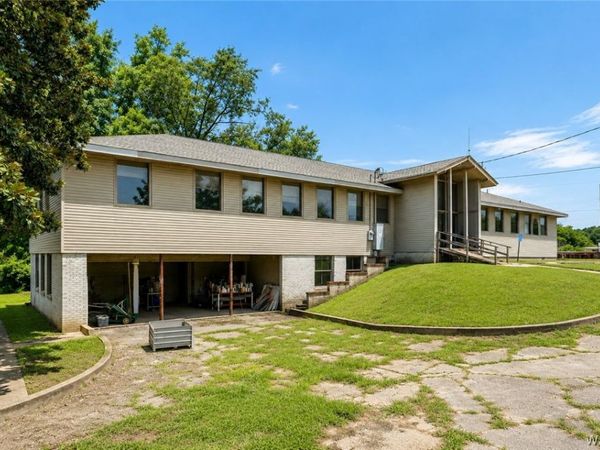 000 Mill St, Centreville, AL 35042