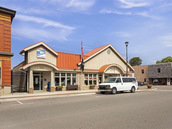 244 Benzie Boulevard S, Unit LL4, Beulah, MI 49617