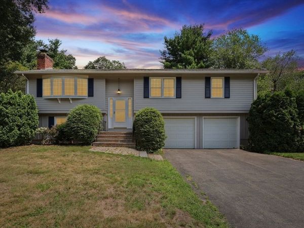 60 Forest Hill Rd, Agawam, MA 01030