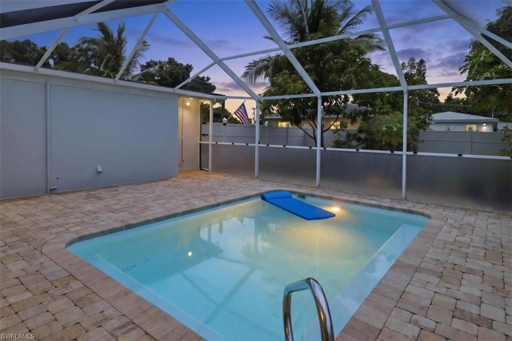 1821 Winkler Ave, Fort Myers, FL 33901 Photo