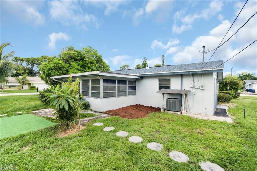 2373 Chandler Ave, Fort Myers, FL 33907 Photo