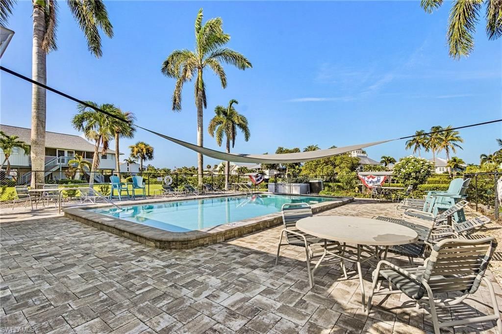 16385 Boyce Dr, Unit 301, Bokeelia, FL 33922 Photo