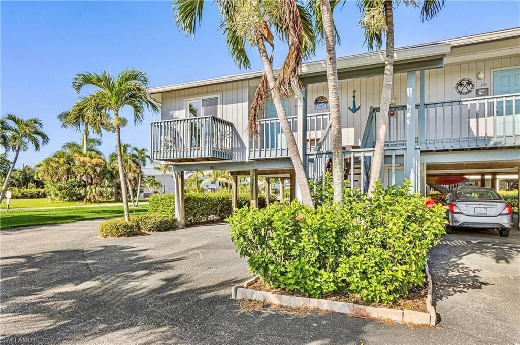 16385 Boyce Dr, Unit 301, Bokeelia, FL 33922 Photo