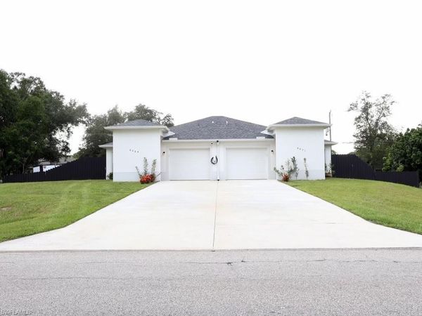 6069 Laurelwood DR , FORT MYERS, FL 33905