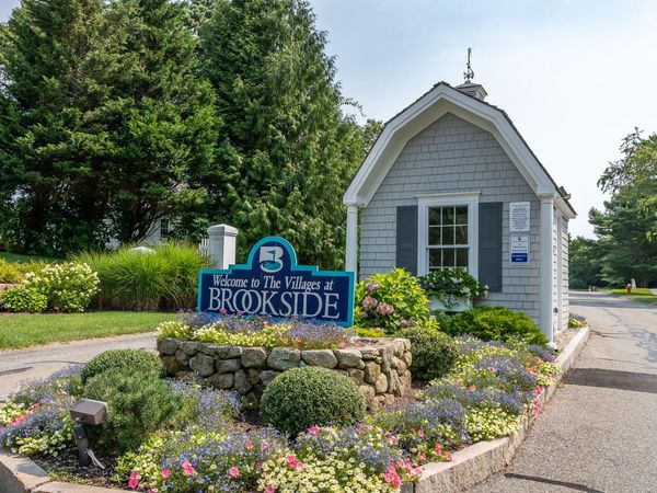 14 Sea Knoll Court, UNIT 14, Buzzards Bay, MA 02532