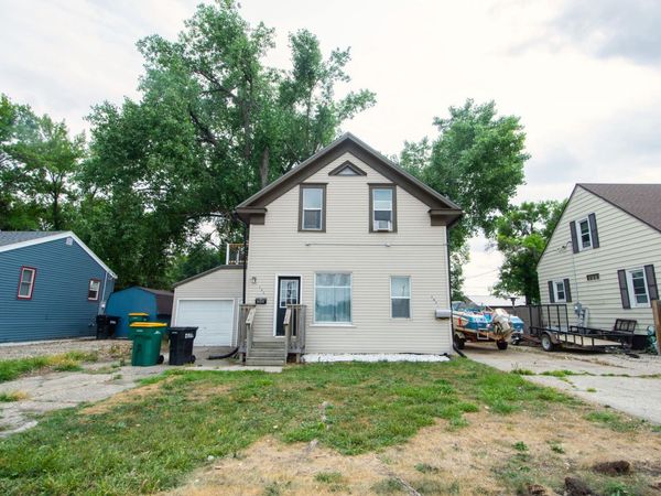 205 1st Avenue E, West Fargo, ND 58078