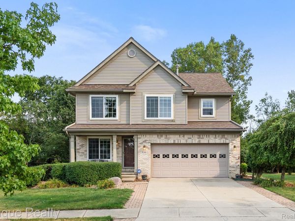 8266 S Warwick Court, Superior Township, Mi 48198