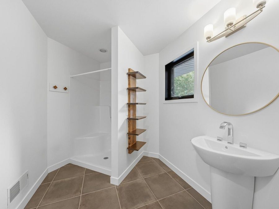 Property Image 73