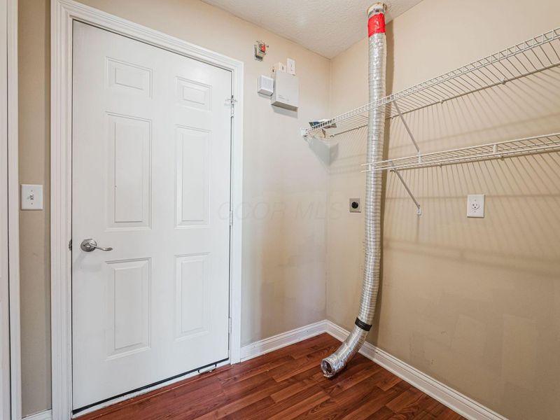 5087 Dinard Way, Unit 104, Columbus, OH 43221 Photo 15