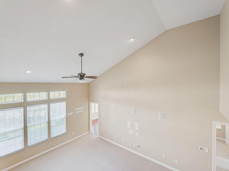 5087 Dinard Way, Unit 104, Columbus, OH 43221 Photo 33
