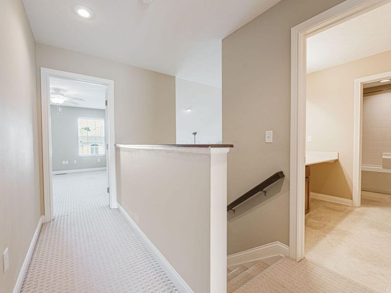 5087 Dinard Way, Unit 104, Columbus, OH 43221 Photo 36