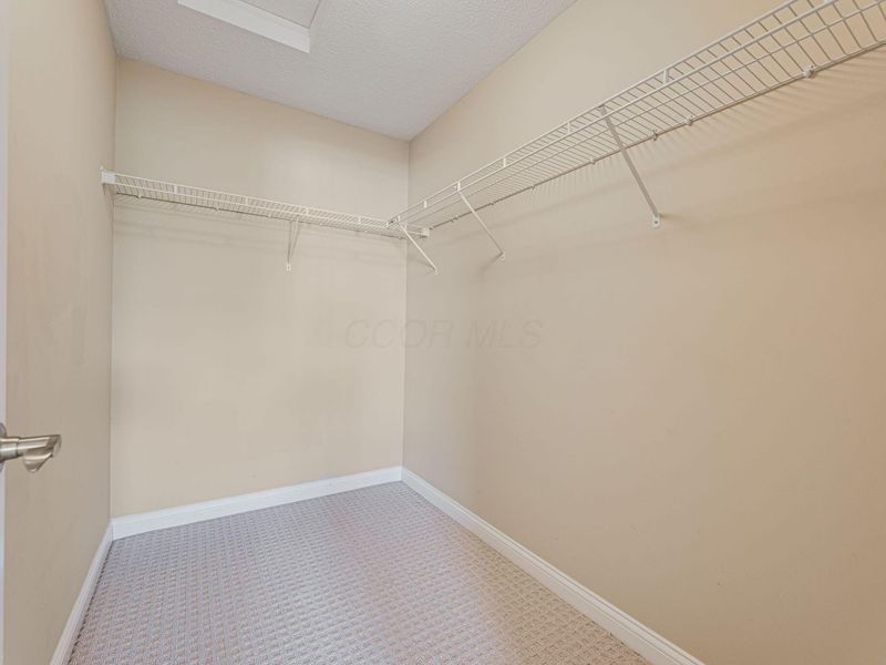5087 Dinard Way, Unit 104, Columbus, OH 43221 Photo 38
