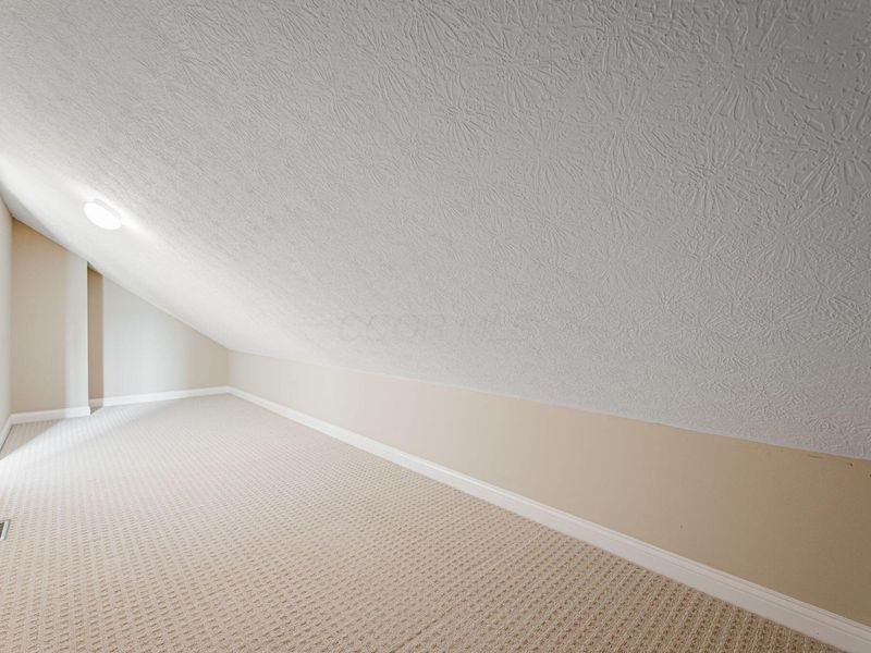 5087 Dinard Way, Unit 104, Columbus, OH 43221 Photo 44