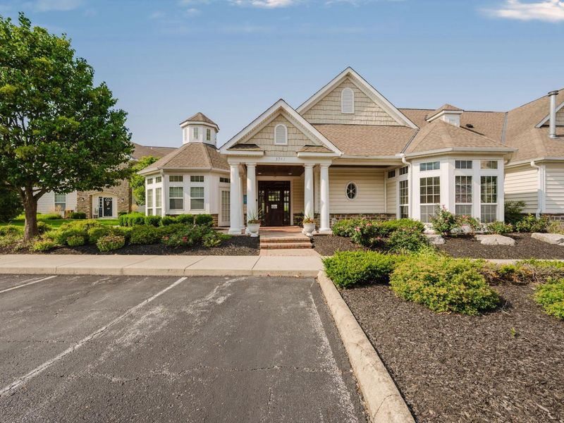 5087 Dinard Way, Unit 104, Columbus, OH 43221 Photo 48