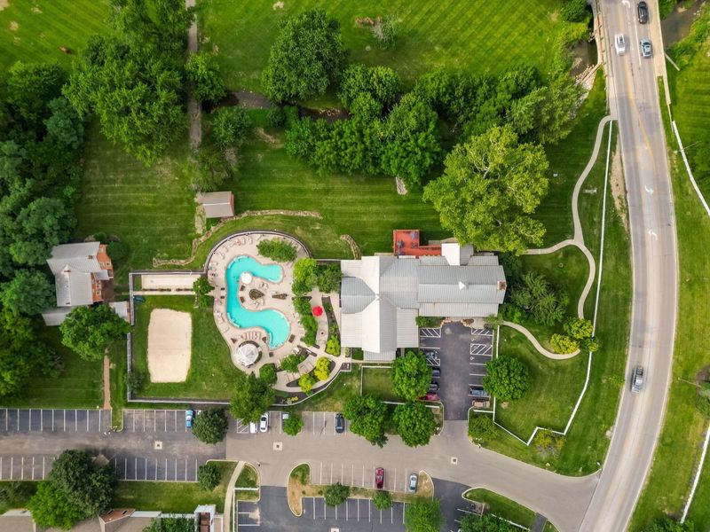 5087 Dinard Way, Unit 104, Columbus, OH 43221 Photo 52