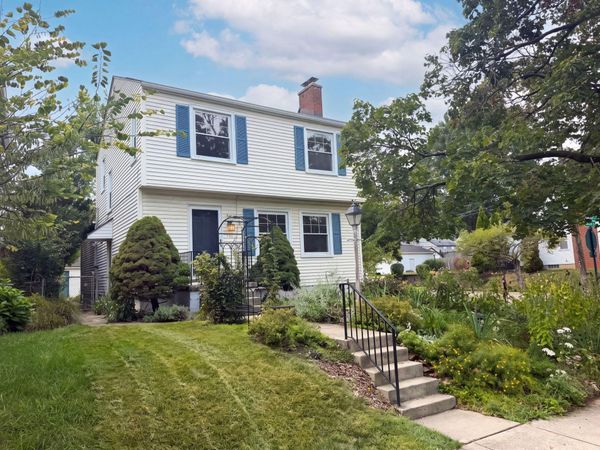 751 Grandon Avenue , Columbus, OH 43209