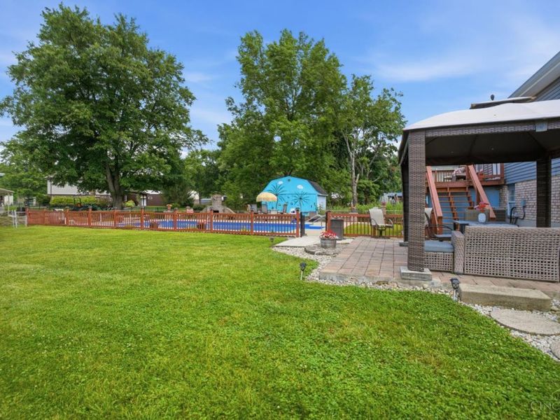 5855 Winchester Drive, Miami Township, OH 45150 Photo 13