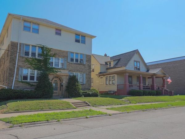 915 Minnesota AVENUE, Unit 919, South Milwaukee, WI 53172