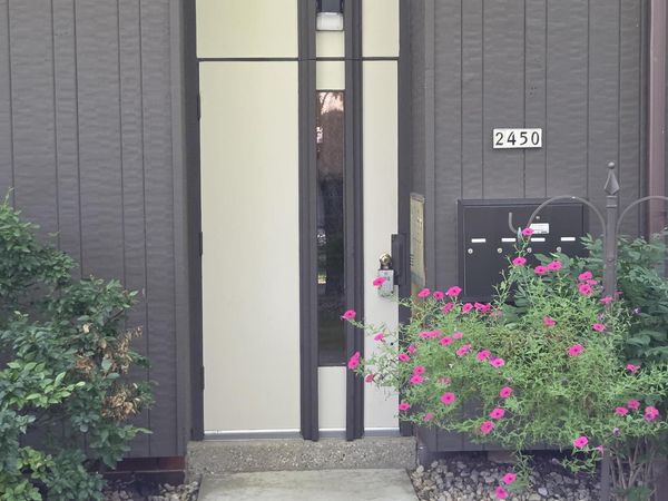 2450 W Good Hope ROAD, Unit 49, Glendale, WI 53209