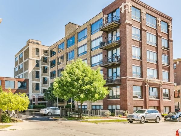234 E Reservoir AVENUE, Unit 607, Milwaukee, WI 53212