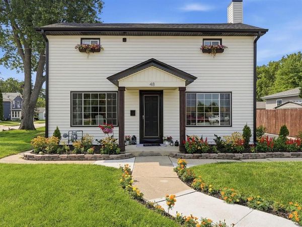 48 S Worthington STREET, Oconomowoc, WI 53066