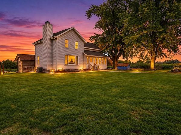 N2440 Mulvaney LANE, Reeseville, WI 53579