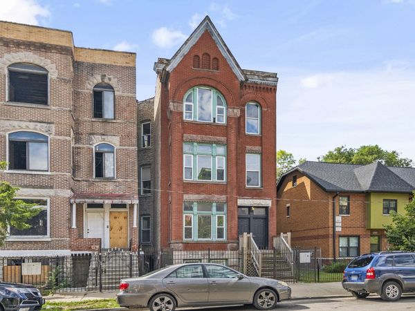 2739 W Haddon Avenue , Unit 1, Chicago, IL 60622