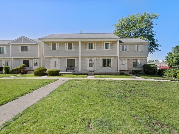 422 GAINSBOROUGH Court , Unit 422, Bolingbrook, IL 60440