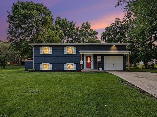 68 Marnel Road , Montgomery, IL 60538