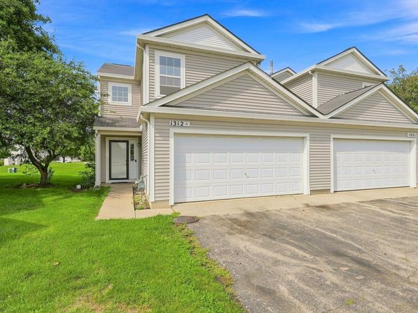 1312 Jenna Drive , Unit A, South Elgin, IL 60177