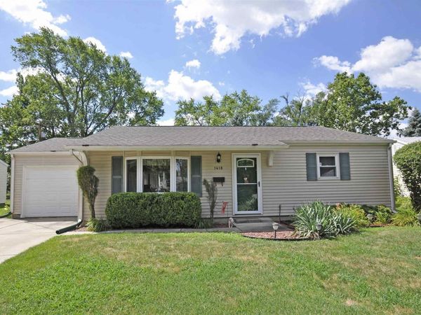 1418 Orkney Court, South Bend, IN 46614
