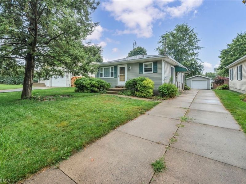 261 Fairmount Avenue, Barberton, OH 44203 Photo 1