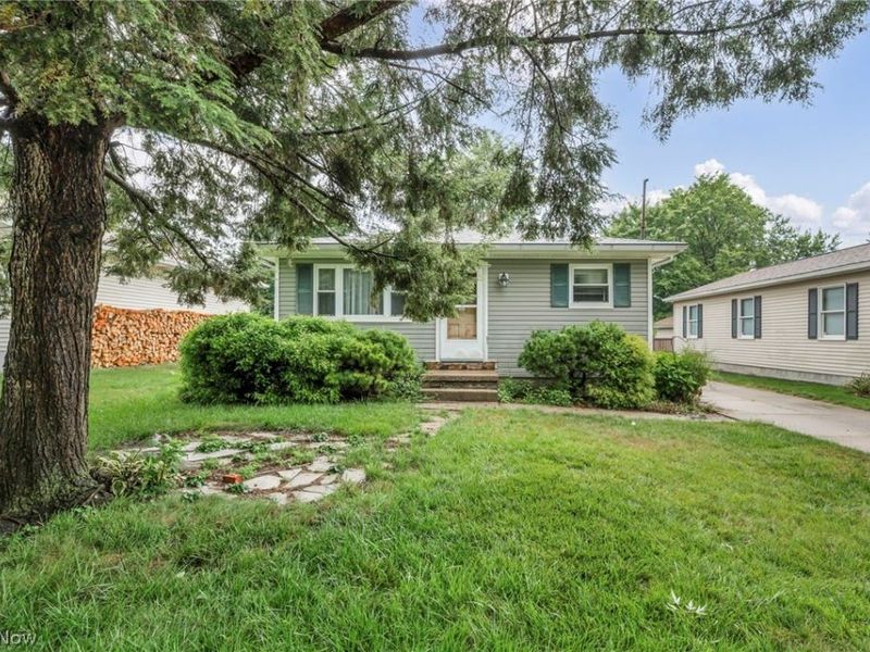 261 Fairmount Avenue, Barberton, OH 44203 Photo 2