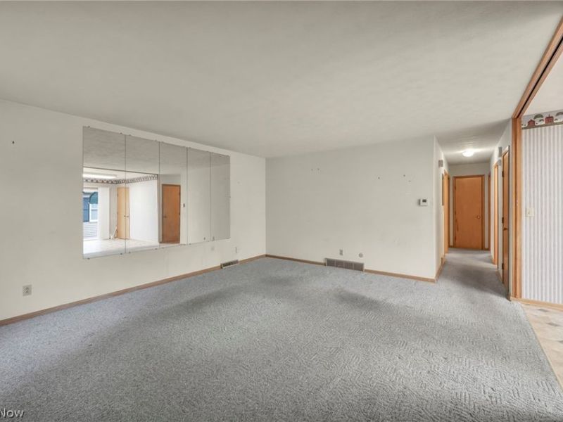 261 Fairmount Avenue, Barberton, OH 44203 Photo 8