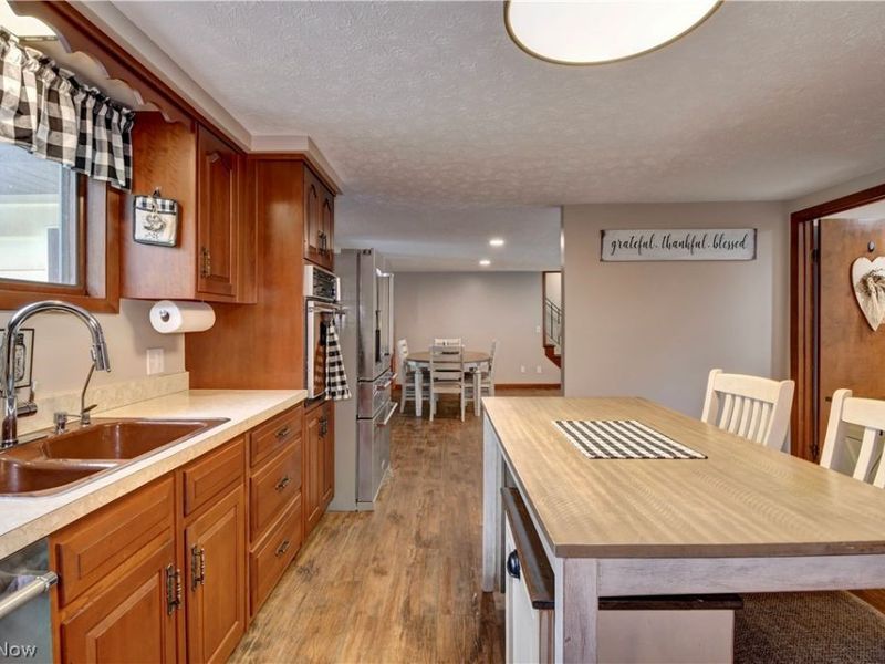 5201 Richville Drive SW, Navarre, OH 44662 Photo 12