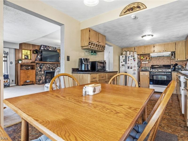 823 N Rockhill Avenue, Alliance, OH 44601 Photo 11